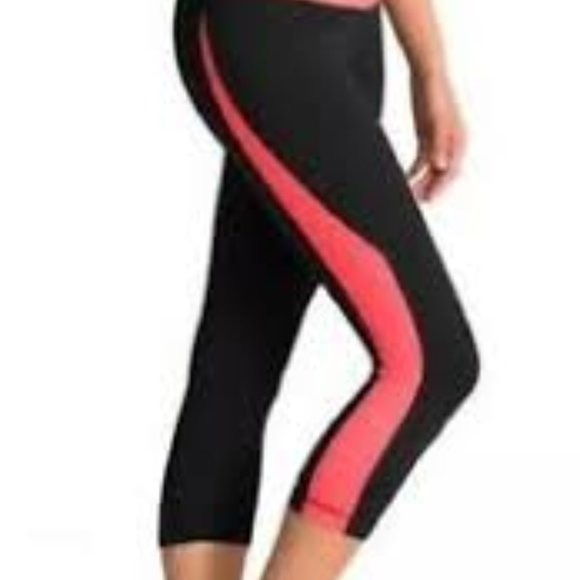 ATHLETA Splits Revelation Pink & Black Capri - Picture 2 of 7